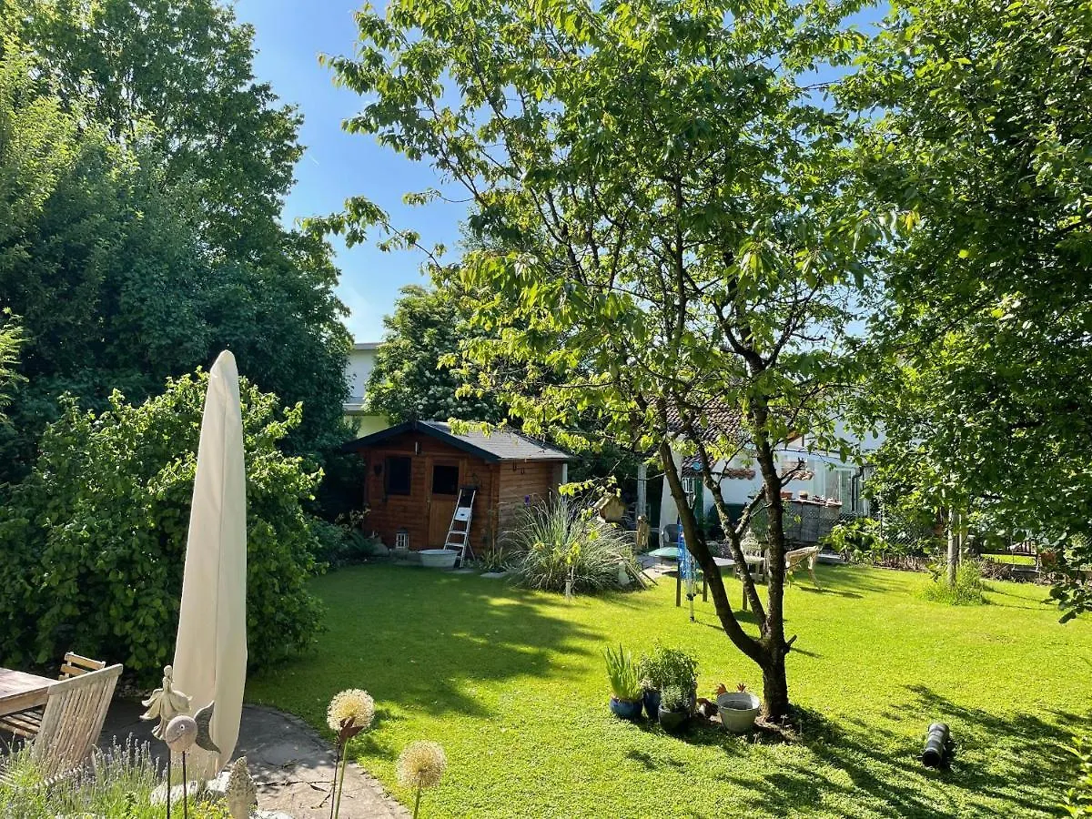 Guest house Gartenhaeuschen Im Gruenen Hotel Bad Aibling